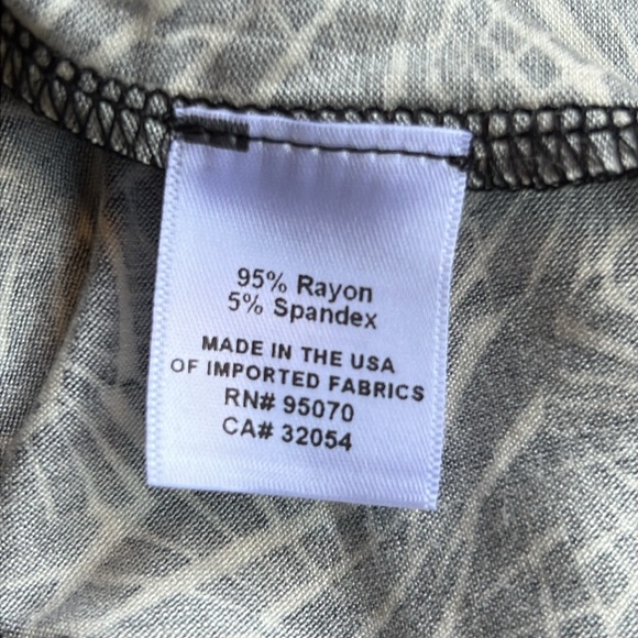 Weston black and white stretch rayon tank jumpsuit with v back. Size small - Picture 7 of 14